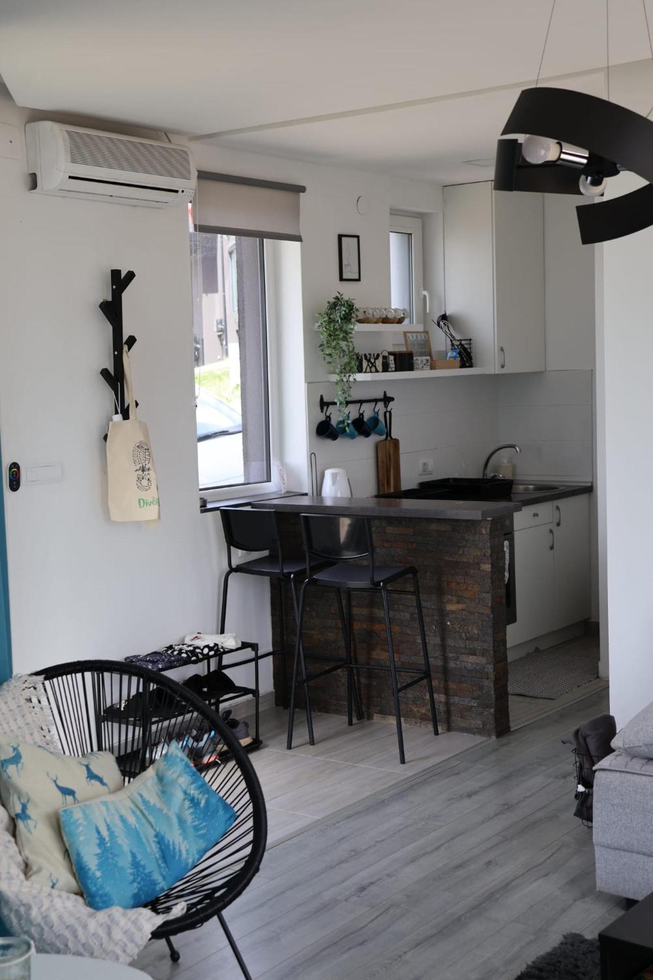 Vila Onyx Divcibare Luaran gambar
